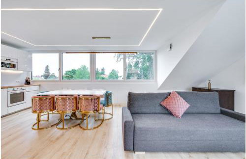 Beautiful new rooftop Loft -15 min to Octoberfest - Foto 20