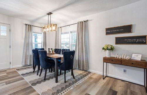 The Craftsman on Clay-Downtown-4 Blocks to Silos-Hot Tub and Cowboy Pool - Foto 9