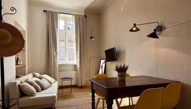 BALCONCINI VISTA TORRI - comfort nel centro storico - Foto 5