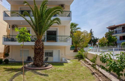 Aris Luxury Apartments - Photo 8