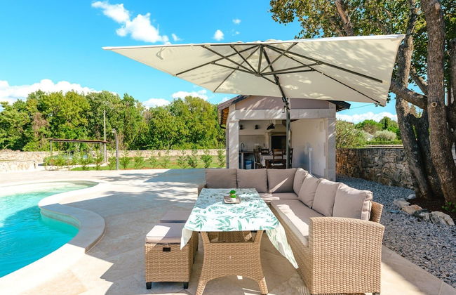 Villa in Sveti Lovrec Near Ski Resort - Foto 20