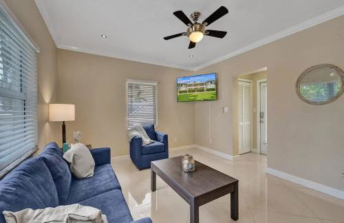 Beach Isles Modern 1BR in Fort Lauderdale with Patio - Foto 12