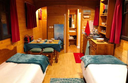 Millygite roulotte - 4 seasons Chalet-on-wheels - Foto 2