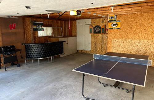 Lambeau Views! Walk to Titletown District & Resch - Photo 20