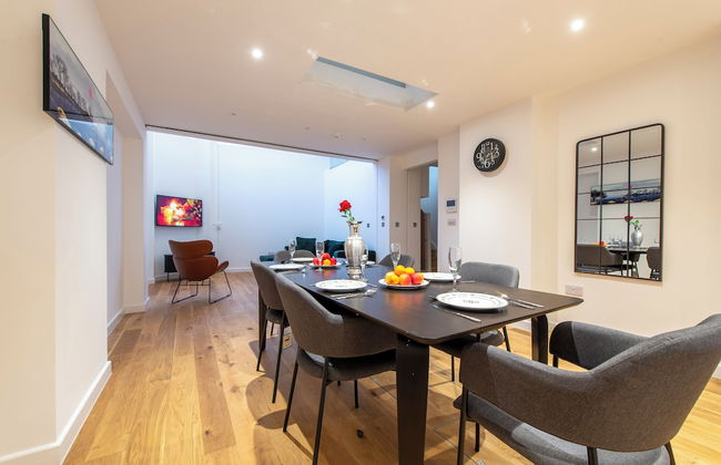 Exquisite 3BR Duplex Apartment, Air-con& Amenities - Foto 34