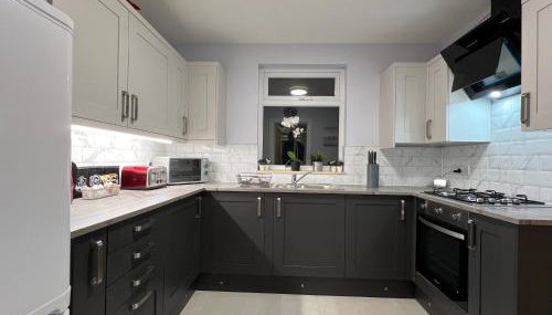 Immaculate Newly Refurbished 4 Bed House - Foto 5