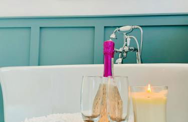 The Coach House central location fantastic Views - Foto 27