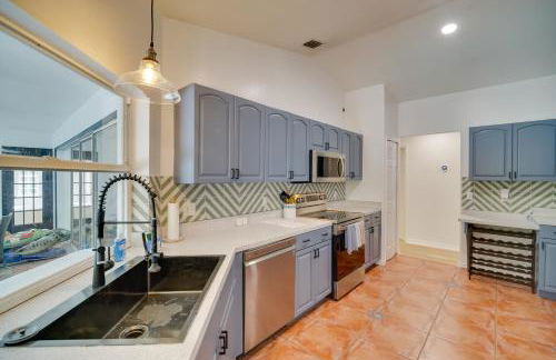 Casa Blanco Escape with Fire Pit in Sebastian! - Foto 9