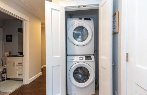 Ultra-Luxurious Home near Boston (Pet-Friendly) - Foto 35