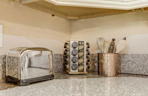 Bristhol Bloom! Oasis in the Heart of COS! - Foto 16