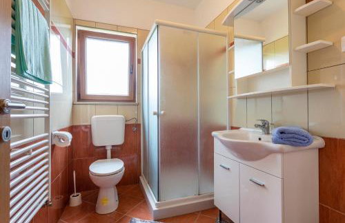 Villa Mirela with a comfortable garden and pool - Foto 40