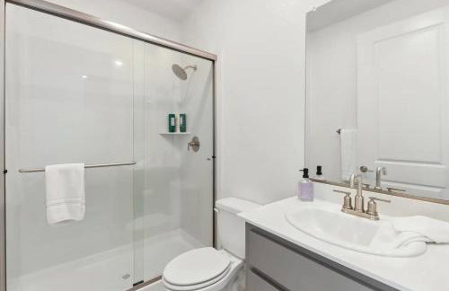 Spacious new house in Folsom Ranch 4BD and 3BA with backyard and BBQ grill - Foto 25