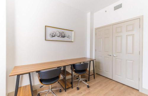 3BR Modern Downtown Apartment with Gym & Office - Foto 54