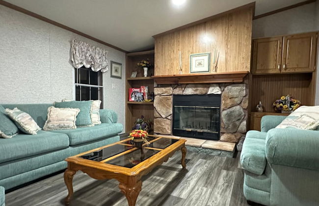 Secluded Lodge Farm Views 50 Acres Wifi - Foto 14