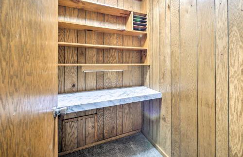 Mimis Place about Ohio Countryside Duplex with Deck - Foto 19