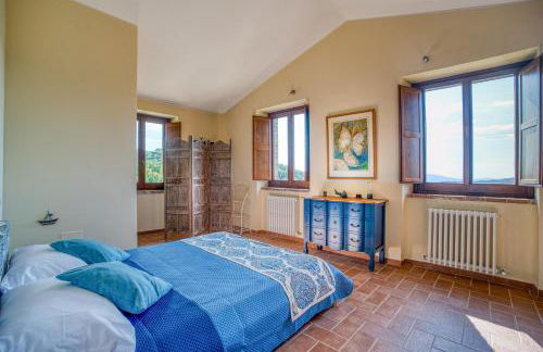 GuestHost - Casale dei Tramonti - Nature's Haven Apartments in Renovated Farmhouse with Pool - Photo 12
