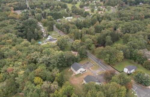 Ideal Family Stay Sleeps 20 in Bloomfield, CT - Foto 79