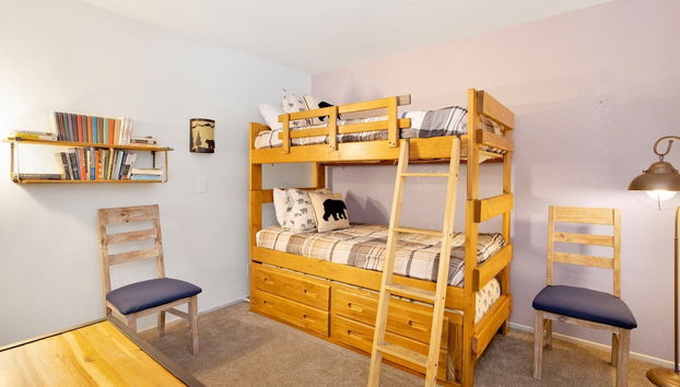 Brownie's Den- Modern Cozy Central Resort Condo - Foto 4, Habitación