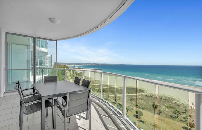 Reflection on the Sea - Foto 68