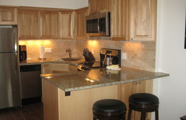 Vail Racquet Club Mountain Resort - Photo 36