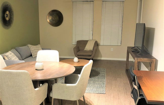 Platinum Triangle Apartments - Foto 11