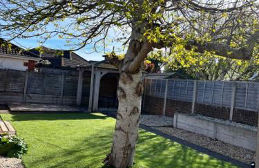 Seaside getaway 3 Bedrooms - Photo 10