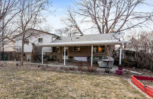 Spacious and Comfy Close to Everything Backyard - Foto 41