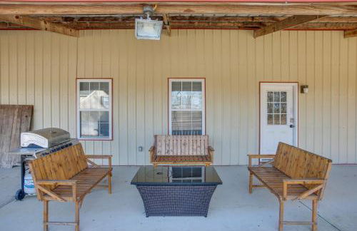 8 Mi to Kentucky Downs Quiet Getaway with Patio - Foto 22