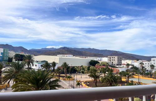 Melo Home Vecindario-Near AirPort-Elevator-Garage - Foto 7