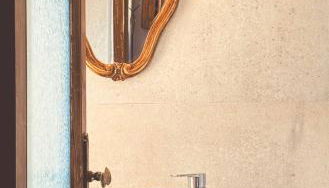 Renovated Tuscan Home overlooking Vineyards - Photo 2