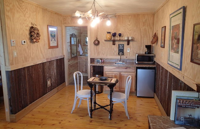 Stagecoach Cabins - Foto 17