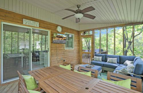 Lazy Basye Shenandoah Cabin with Hot Tub, Sleeps 10 - Foto 9