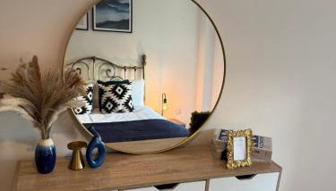 Modern 1-Bed Flat, Sleeps 4 - Foto 2