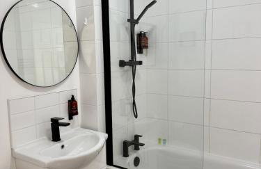 City Centre Embankment Apartments Superb Location - Foto 13