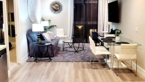 Spacious 2 bed 2 bath, Pool, Hottub, Wifi, 24 hr Fitness, Parking - Foto 2