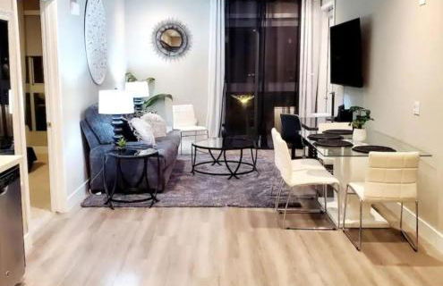 Spacious 2 bed 2 bath, Pool, Hottub, Wifi, 24 hr Fitness, Parking - Foto 2