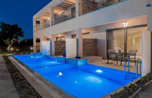 Mystique Luxury Suites & Maisonettes - Photo 15