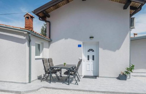 Cozy Apartment In Micetici With Wifi - Foto 15