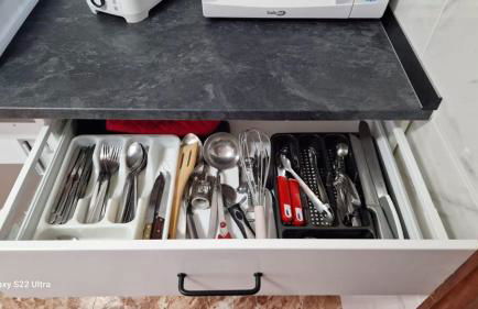 Piso Grande Amplio para grandes grupos 4 Dormitorios 2 baños,Asc 4AC y WIFI - Photo 13