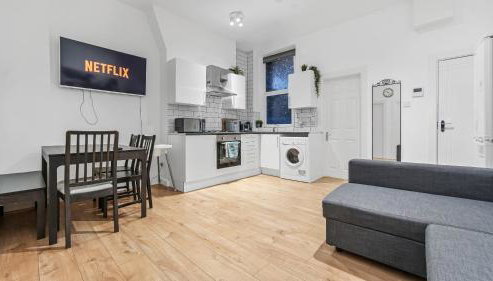 Brilliant 2 Bedrooms Flat Next to The Station - Foto 3