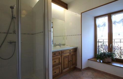 Ferme restaurée avec jardin clos et terrasse, proche Puy en Velay - FR-1-582-271 - Foto 10