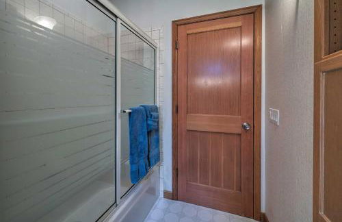 Home on Skykomish River with Fire Pit and Hot Tub - Foto 17