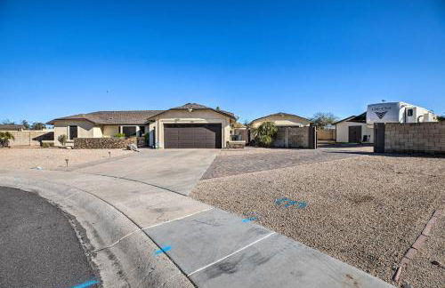 3 Mi to Westgate Desert Home with Hot Tub in Peoria - Foto 37