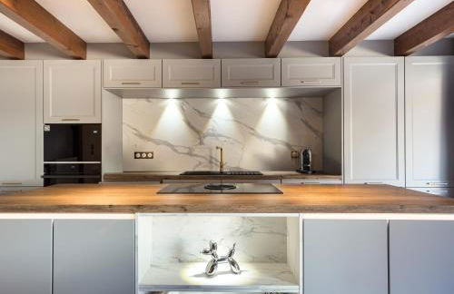 Résidence 90 m2 lumineuse - cour intérieure alsacienne, balcon & parking - Foto 1