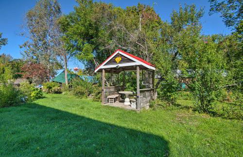 Quaint Gilford Apt with Fire Pit and Pool Access! - Foto 26