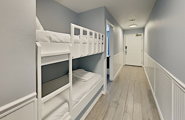 Maravilla by Southern Vacation Rentals - Photo 53