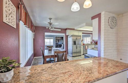 Escondido Hilltop Home with Deck and Views! - Foto 11