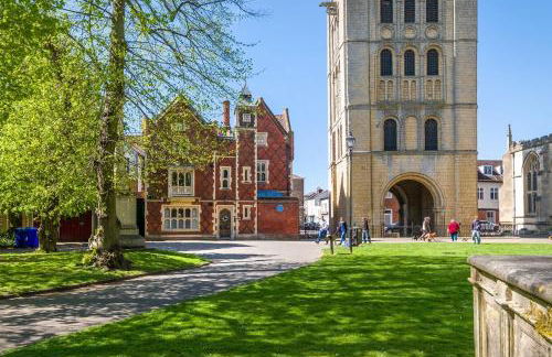 Tower Cottage - Medieval Grid Townhouse - Foto 24