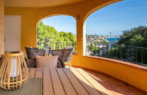 Spanish Style-Villa, heated pool & sea view - Photo 35