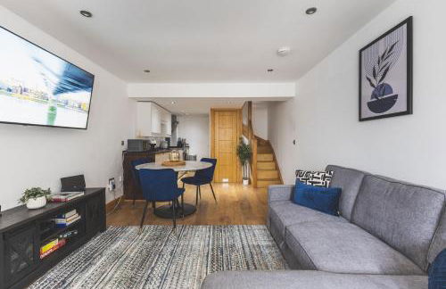 Elegant 1BDR Flat with Private Patio - Foto 10